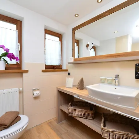 Alphorn Hotel 3*